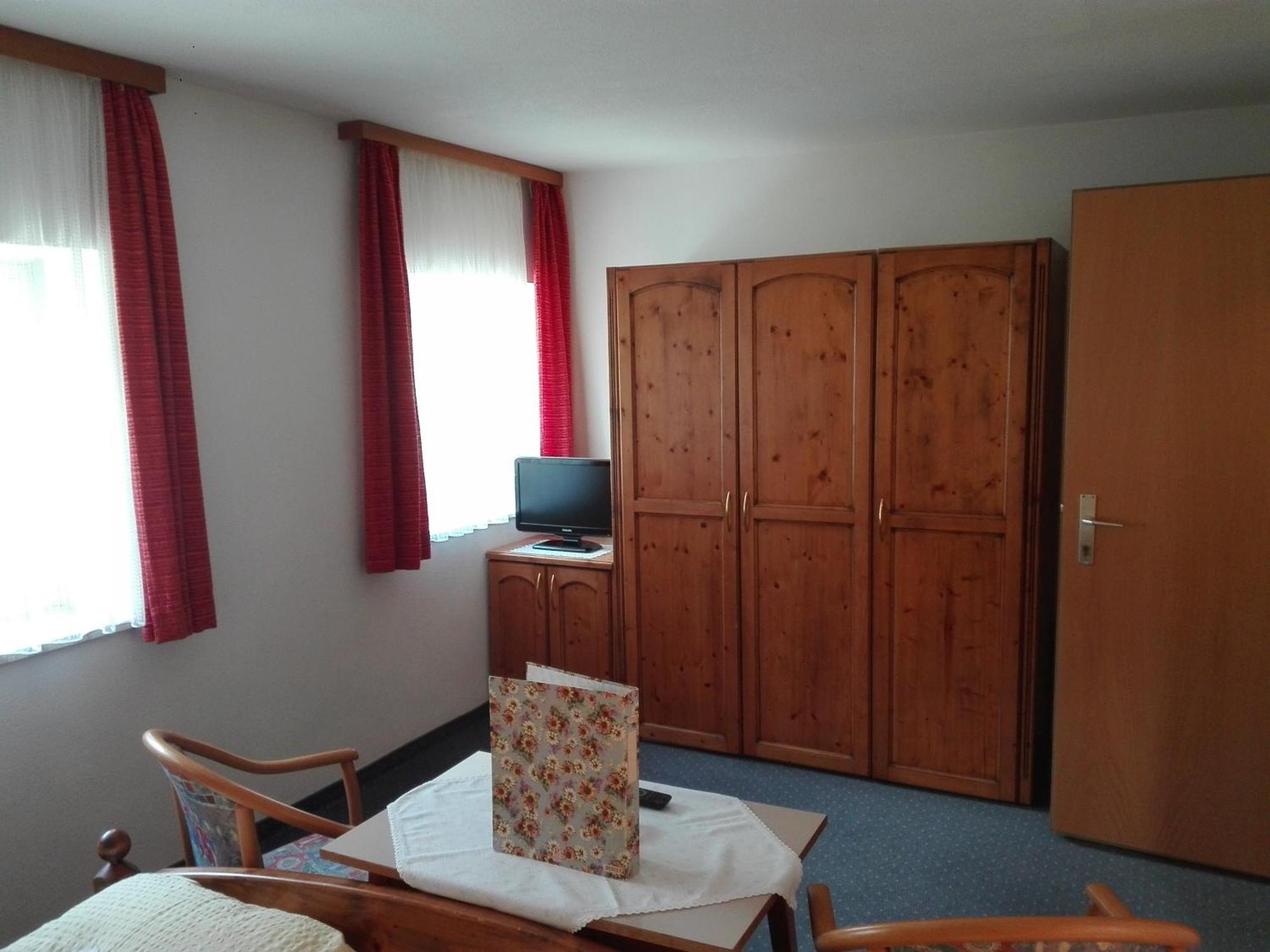 Hotel Haselried Тироло Экстерьер фото